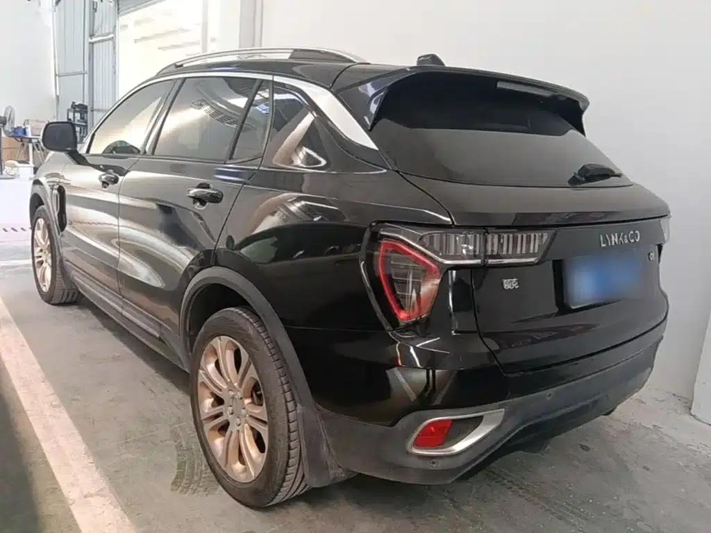 Lynk & Co 01 2017 2.0T 2WD Pro Edition — миниатюра 5