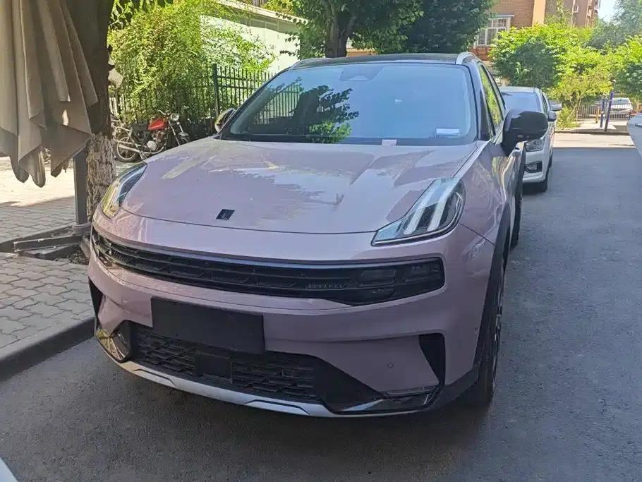 Lynk & Co 06 2021 1.5T Shero Pink Special Edition — миниатюра 2