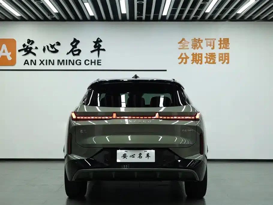 Lynk & Co 08 EM-P 2023 Model, 220km/h, Halo 4WD Performance — миниатюра 3