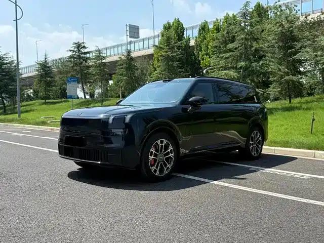 Lynk & Co 900 2025 2.0T Ultra 6-seater