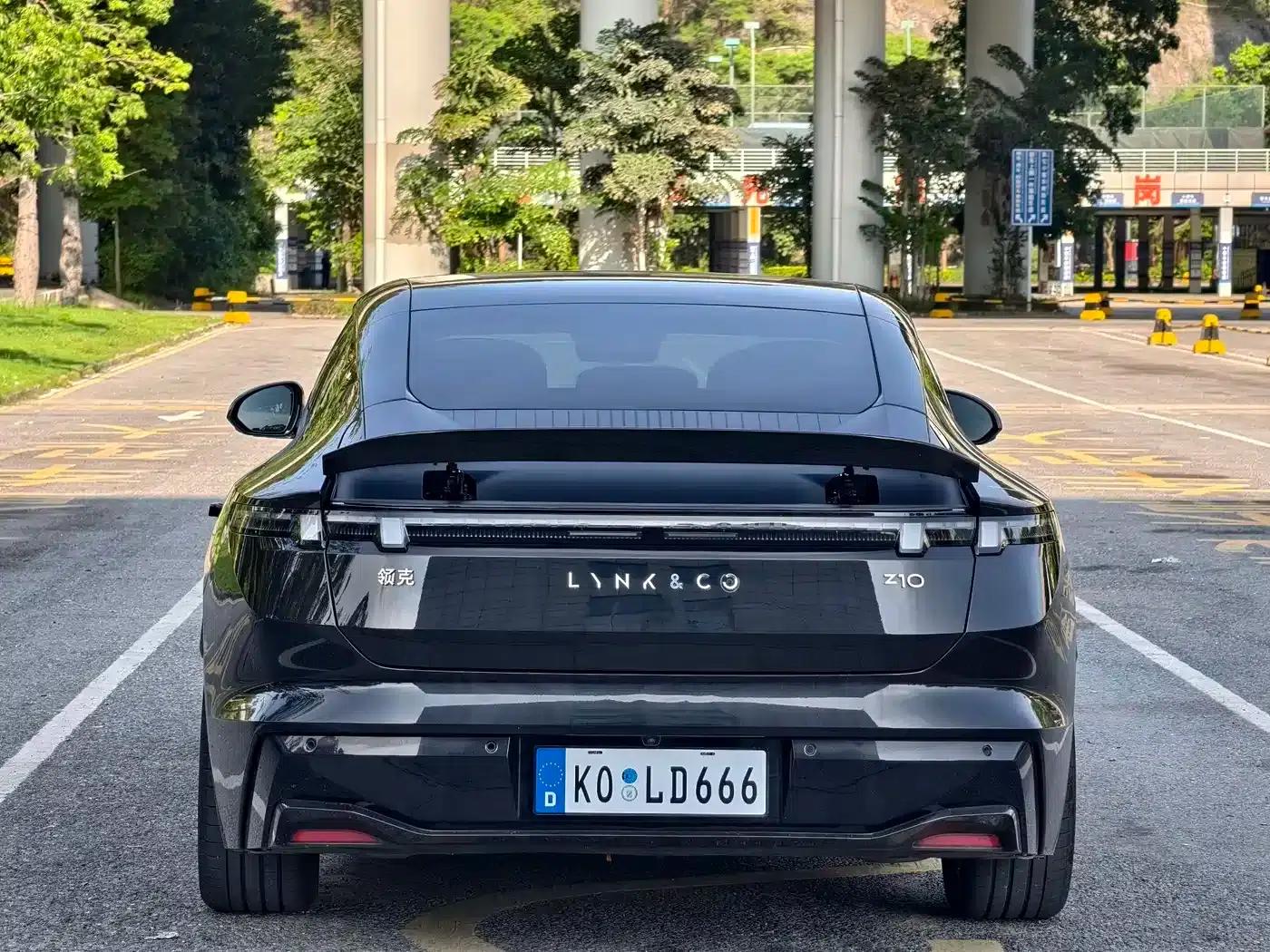 Lynk & Co Z10 2024 Model 95kWh 766km Rear-Wheel Drive Max — миниатюра 18