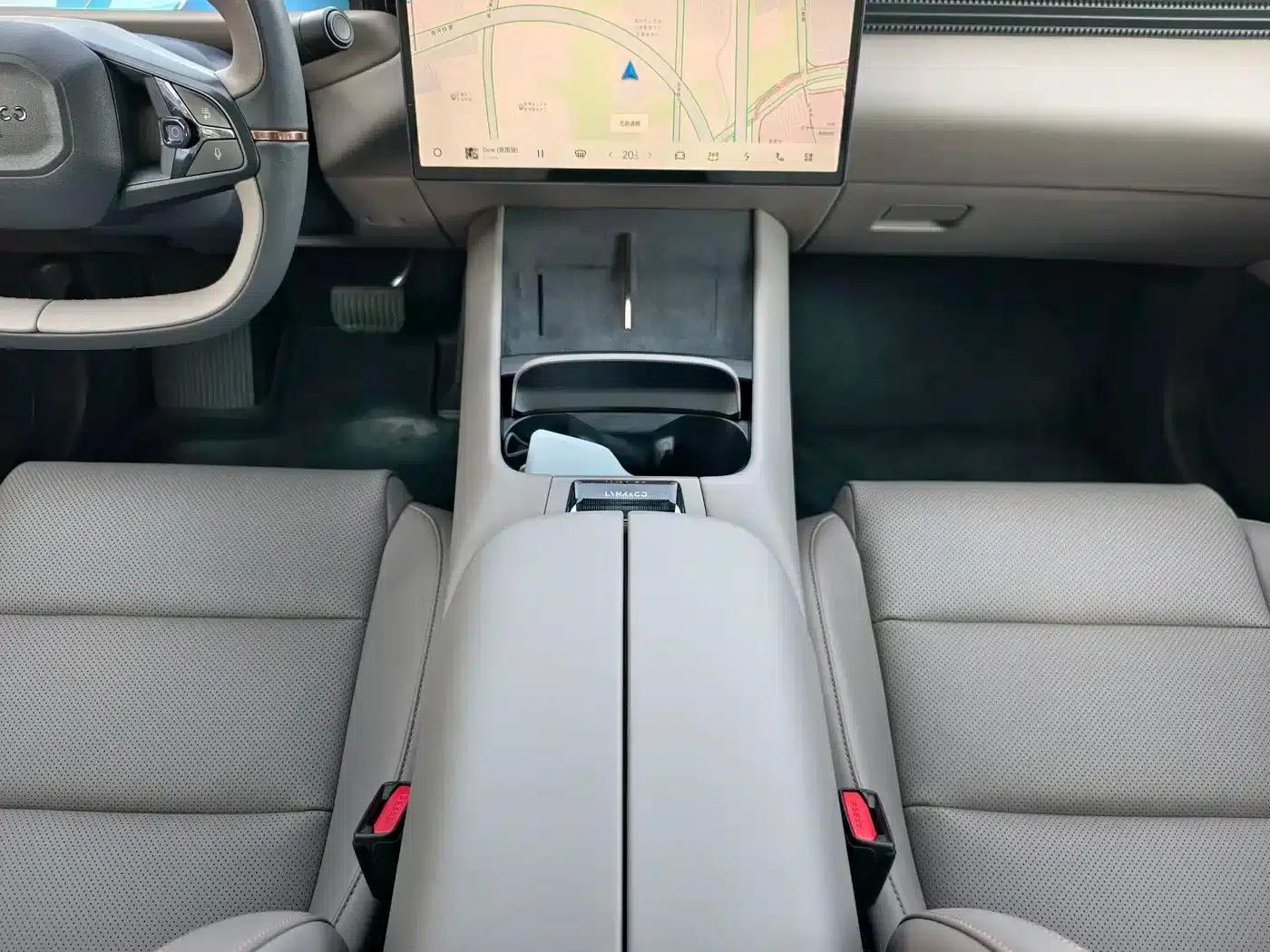 Lynk & Co Z10 2024 Model 95kWh 766km Rear-Wheel Drive Max — миниатюра 7