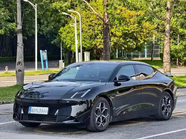 Lynk & Co Z10 2024 Model 95kWh 766km Rear-Wheel Drive Max