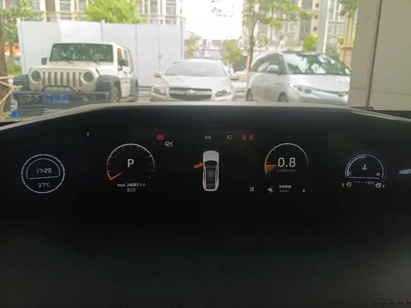 CHANGAN UNI-V 2023 1.5T Prestige Model — миниатюра 14