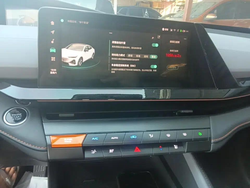 CHANGAN UNI-V 2022 1.5T Smart Navigation Version — миниатюра 15