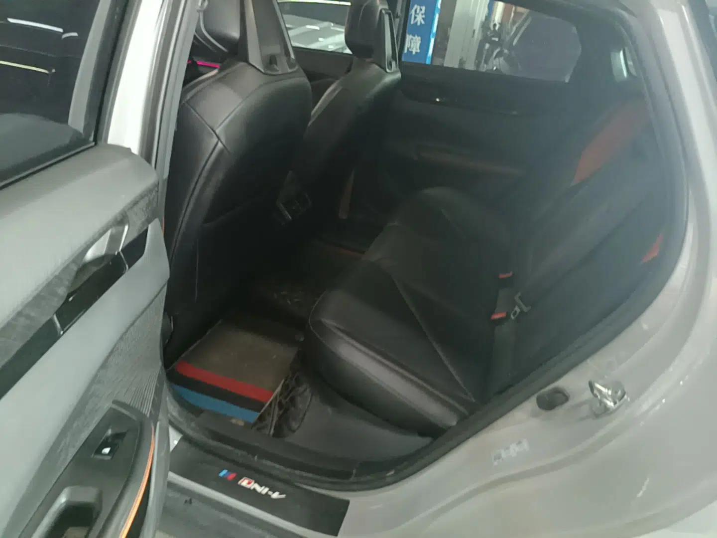 CHANGAN UNI-V 2022 1.5T Prestige Version — миниатюра 25