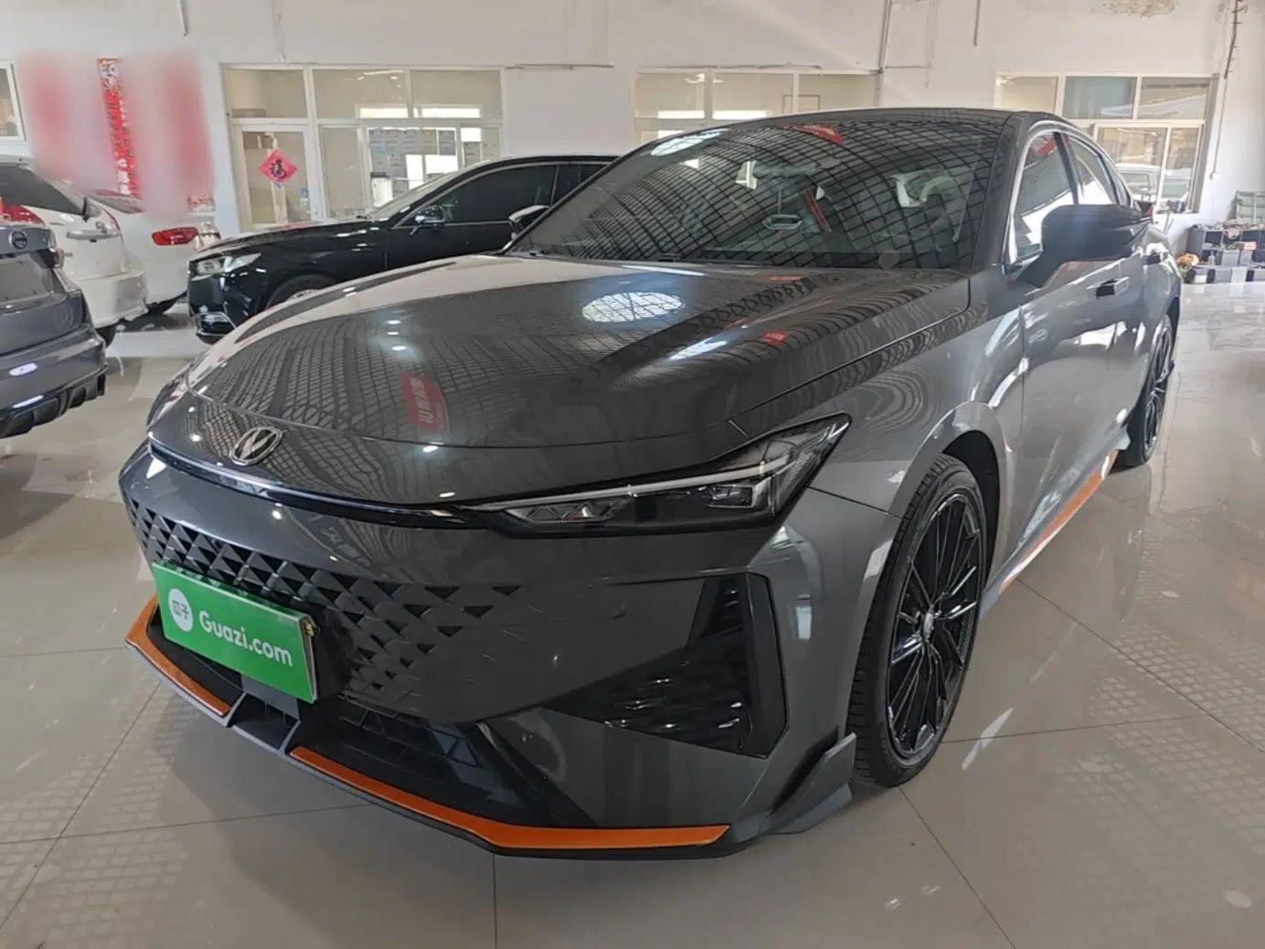 CHANGAN UNI-V 2024 1.5T Prestige Sport Edition — миниатюра 1