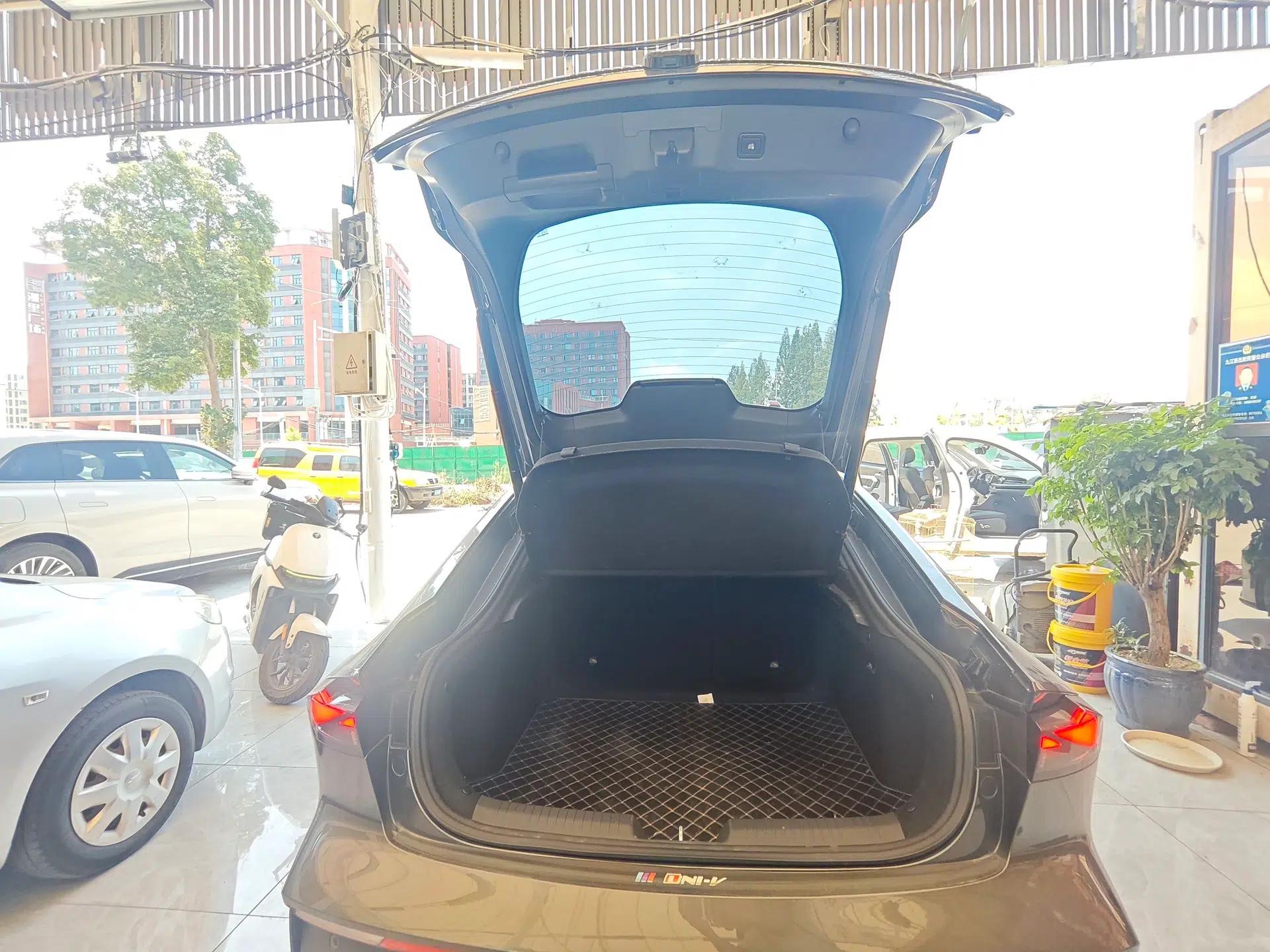 CHANGAN UNI-V 2022 1.5T Prestige Version — миниатюра 27