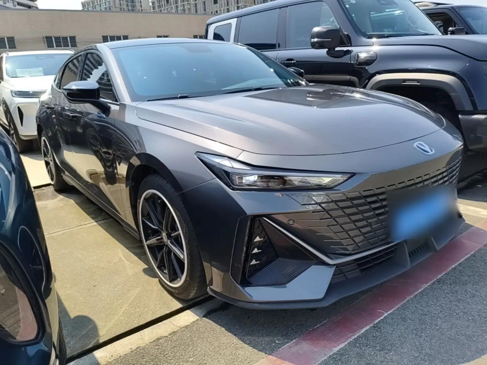 CHANGAN UNI-V 2022 1.5T Prestige Version — миниатюра 12