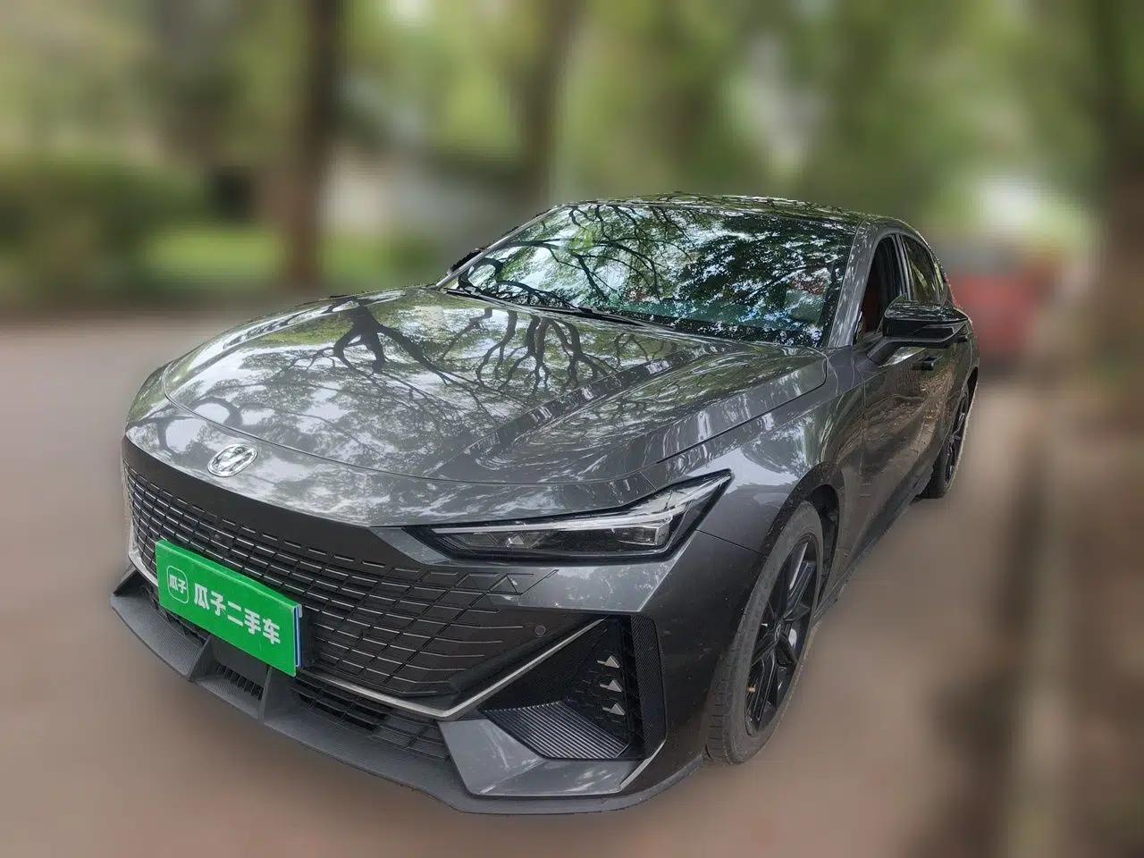 CHANGAN UNI-V 2022 1.5T Prestige Version — миниатюра 1