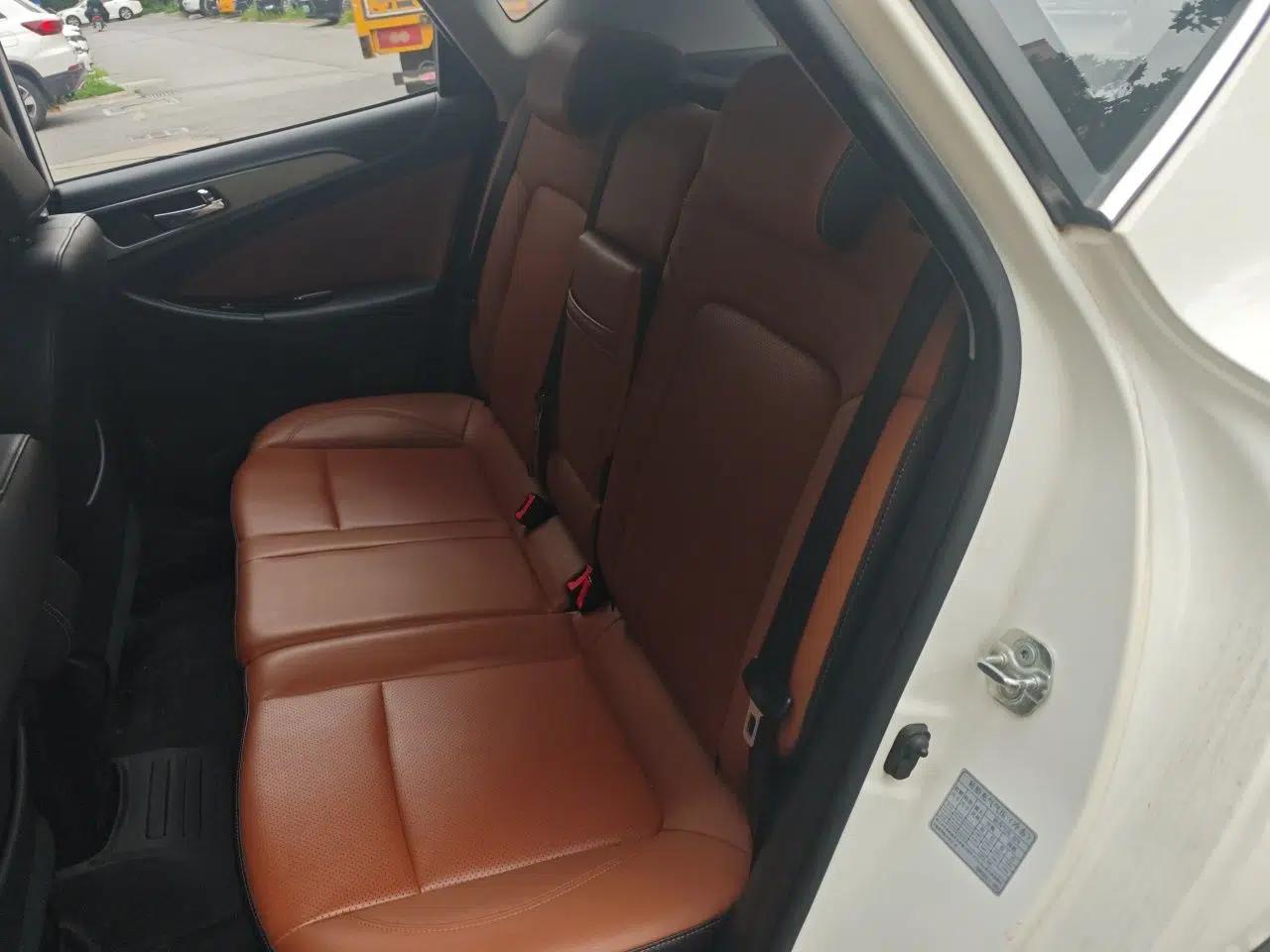 CHANGAN Eado 2016 1.6L GDI Manual Cool Edition — миниатюра 17
