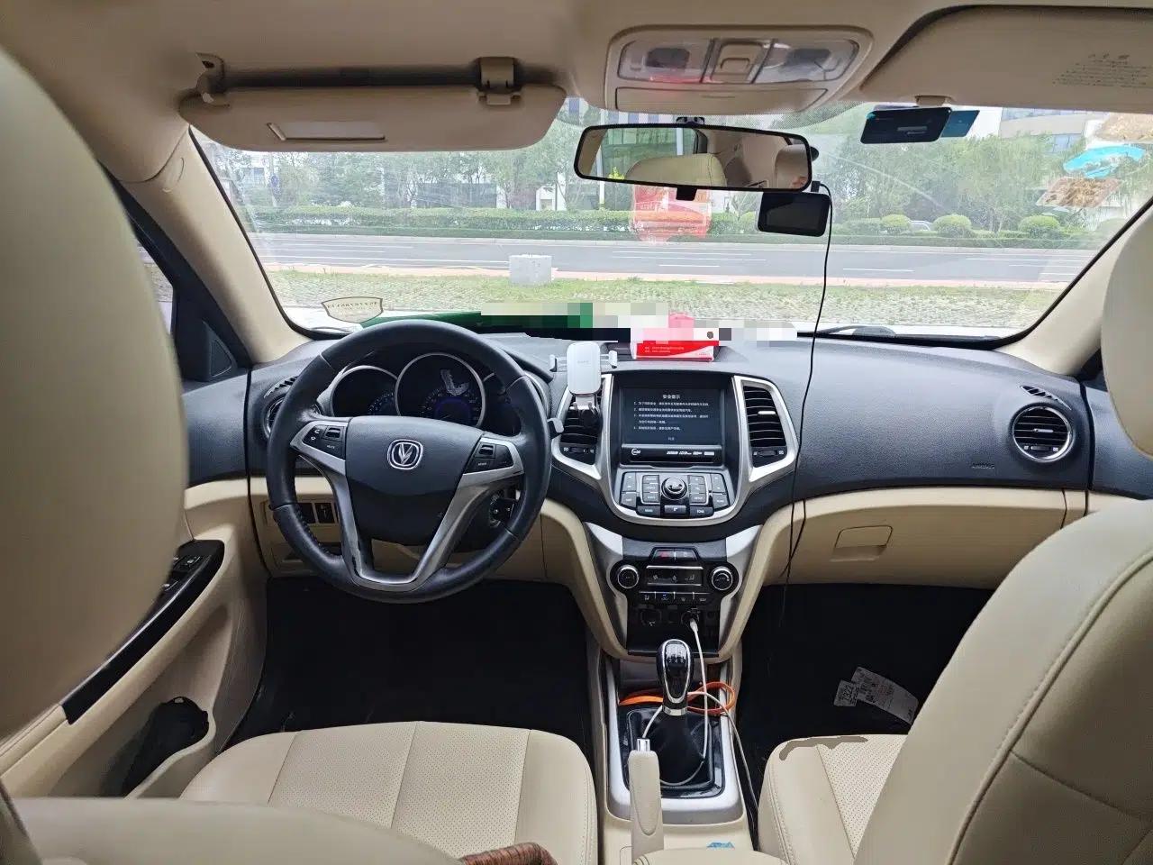 CHANGAN Eado 2014 1.6L Manual Elite Version — миниатюра 9