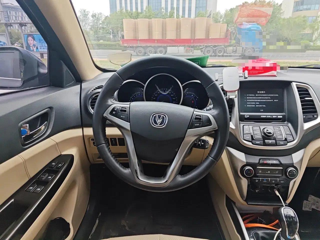 CHANGAN Eado 2014 1.6L Manual Elite Version — миниатюра 10