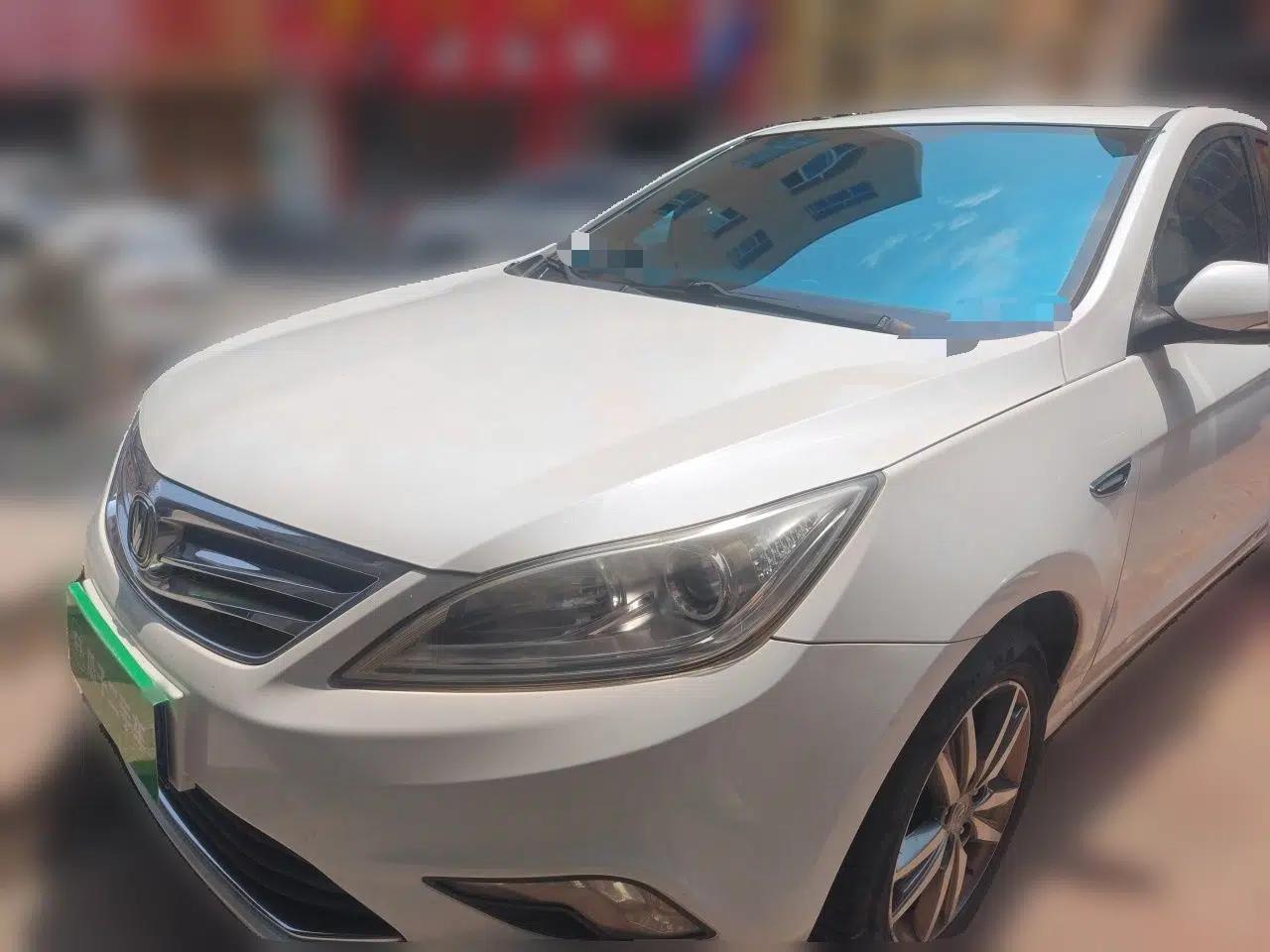 CHANGAN Eado 2015 1.6L Manual Luxury Model China V Standard — миниатюра 1