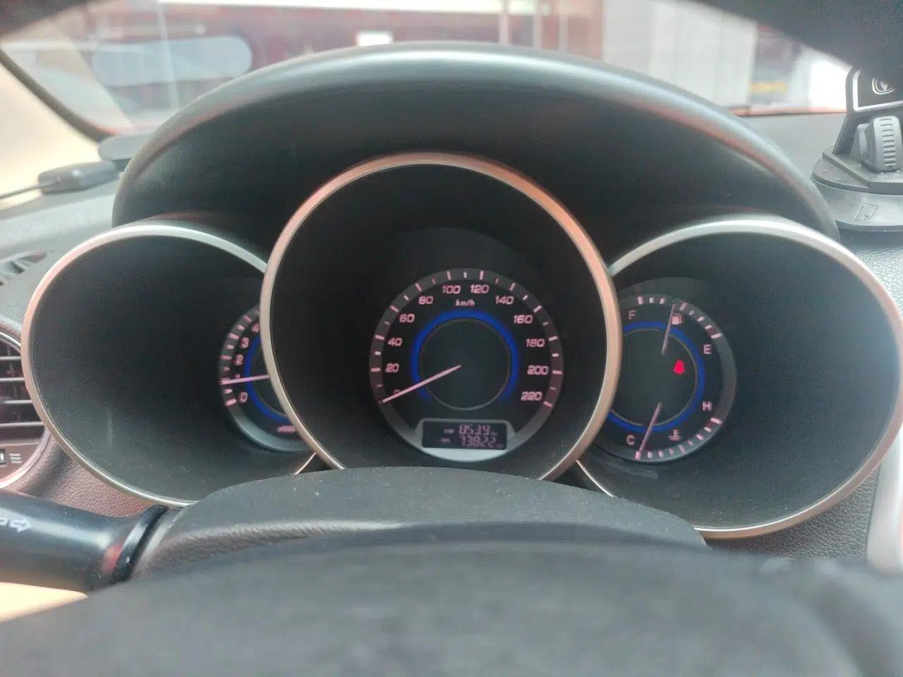 CHANGAN Eado 2015 1.6L Manual Luxury Model China V Standard — миниатюра 11