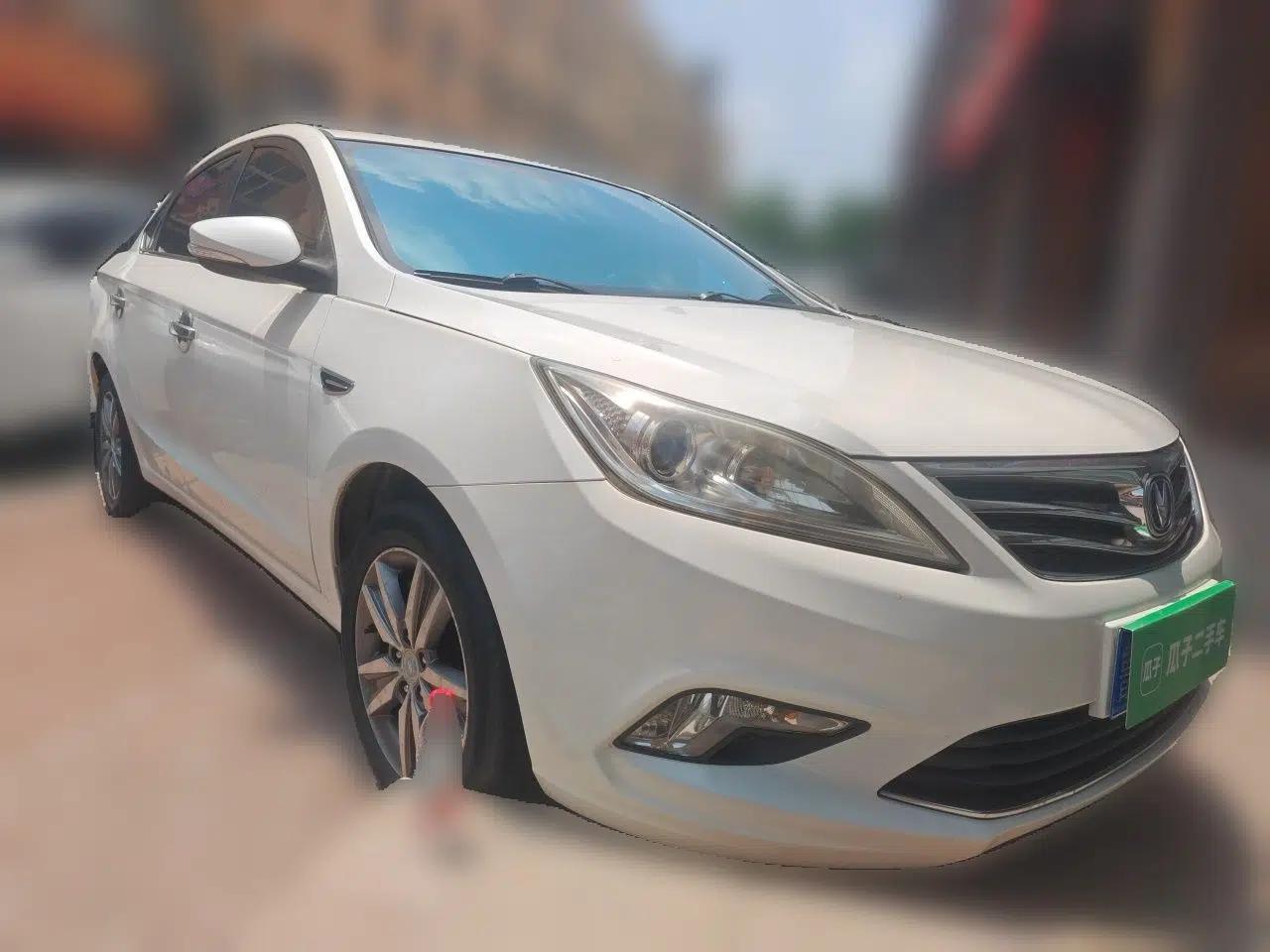 CHANGAN Eado 2015 1.6L Manual Luxury Model China V Standard — миниатюра 3