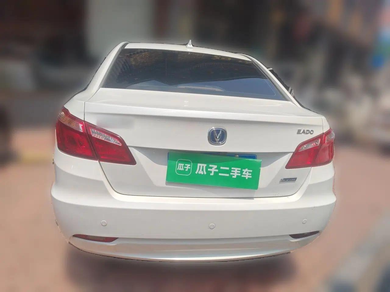 CHANGAN Eado 2015 1.6L Manual Luxury Model China V Standard — миниатюра 5
