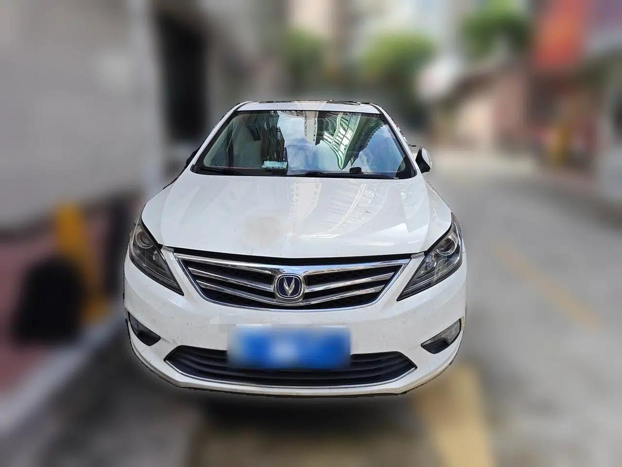 CHANGAN Eado 2016 1.6L Manual Fashion Edition — миниатюра 2