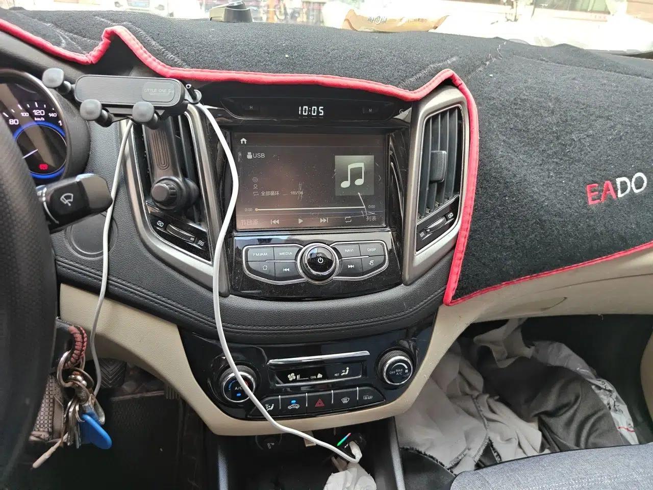 CHANGAN Eado 2016 1.6L Manual Fashion Edition — миниатюра 13