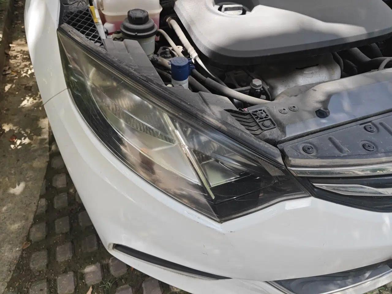 CHANGAN Eado 2016 1.6L Automatic Junku Model — миниатюра 7