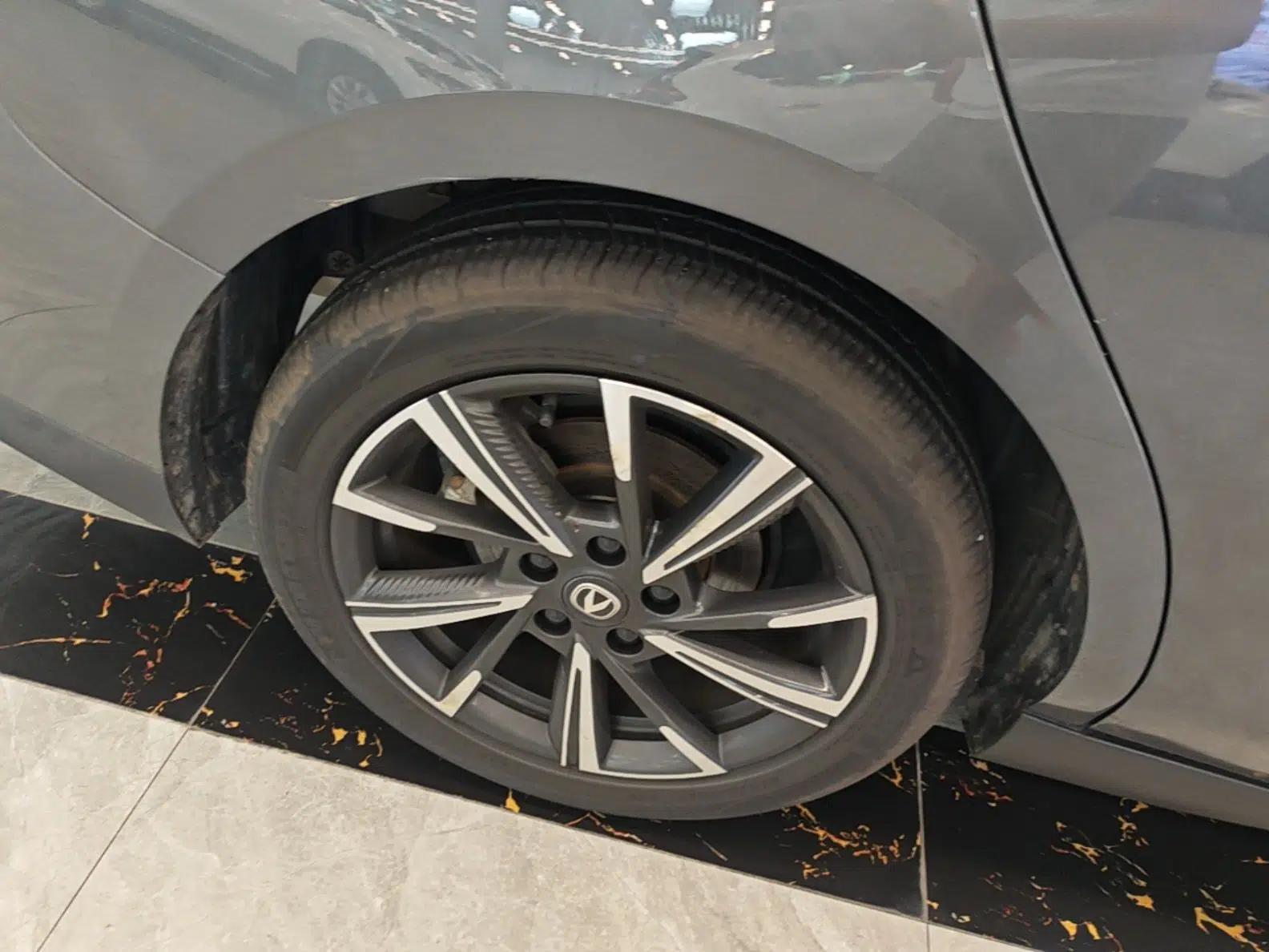 CHANGAN Eado 2024 1.5T GDI Automatic Prestige Edition — миниатюра 11