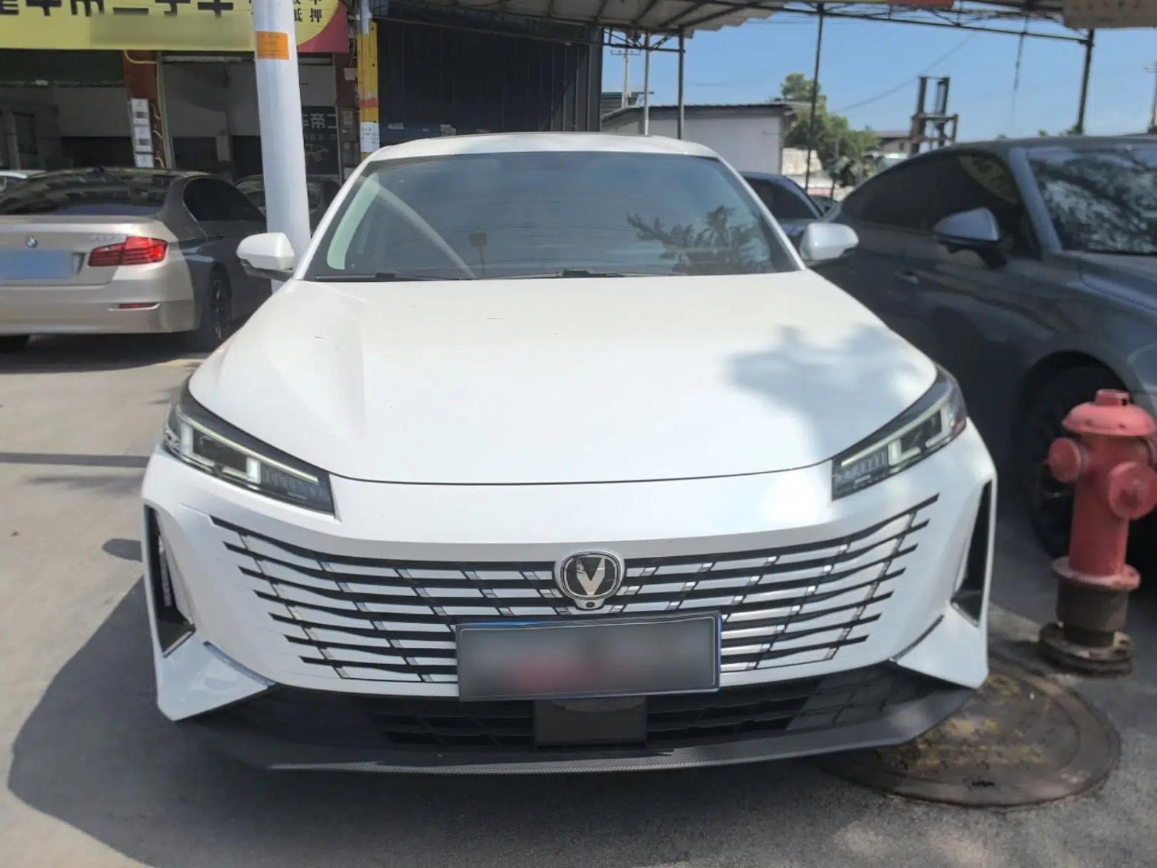 CHANGAN Eado 2024 1.5T GDI Automatic Enjoyment Edition — миниатюра 2