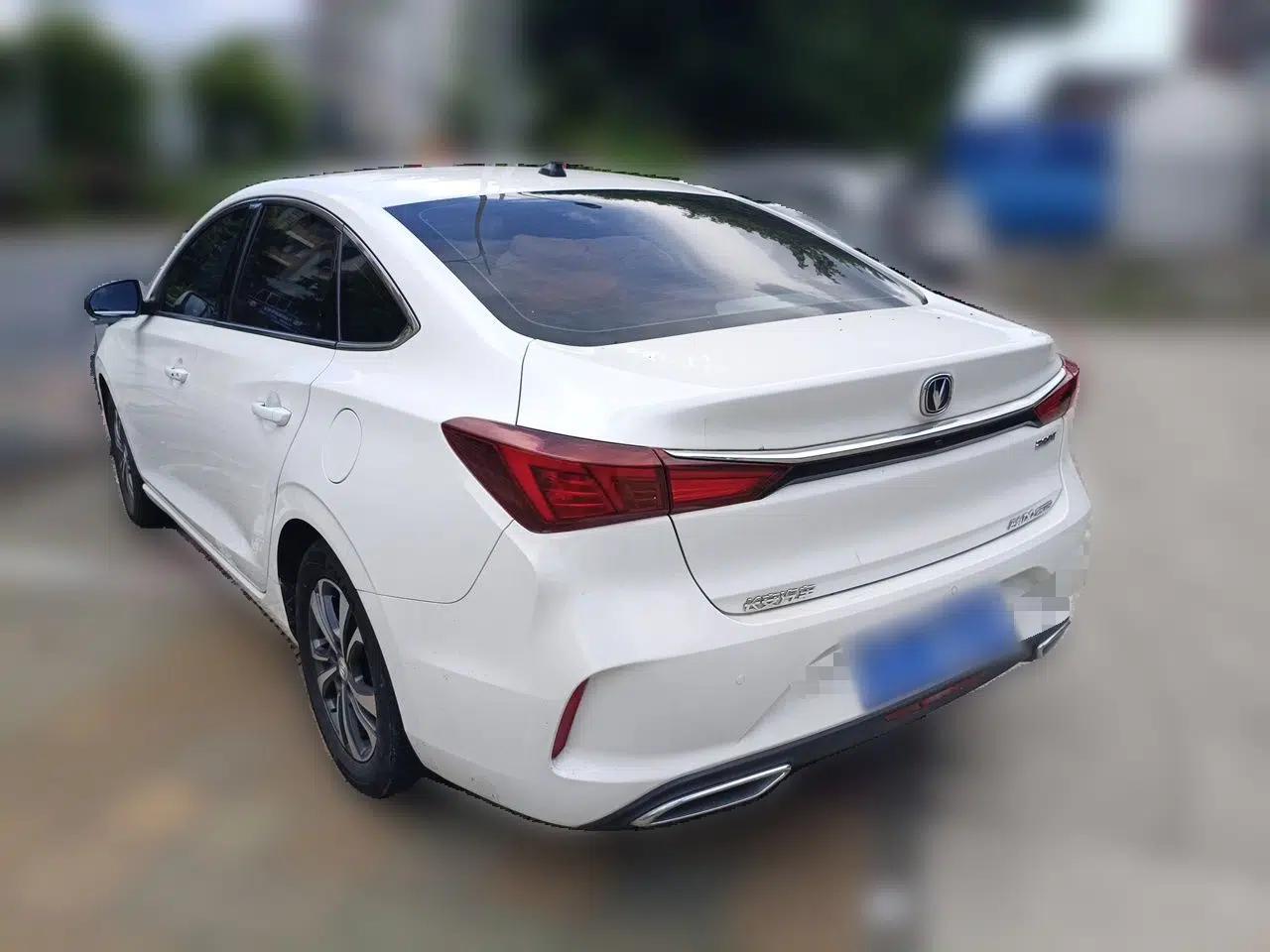 CHANGAN Eado 2021 PLUS Blue Whale NE 1.4T GDI DCT Prestige Model — миниатюра 4