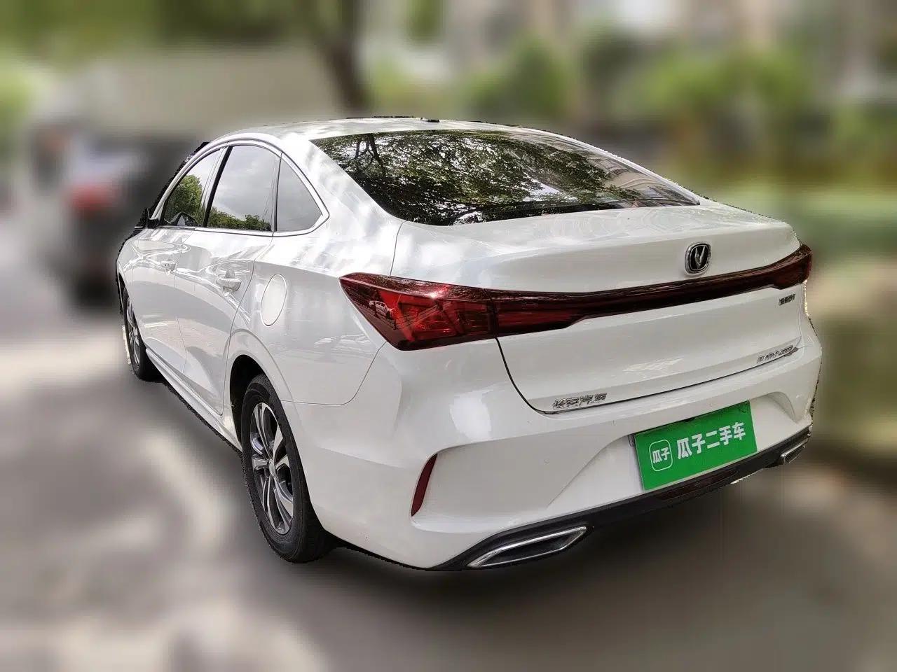CHANGAN Eado 2022 PLUS Blue Whale NE 1.4T GDI DCT Prestige Edition — миниатюра 4
