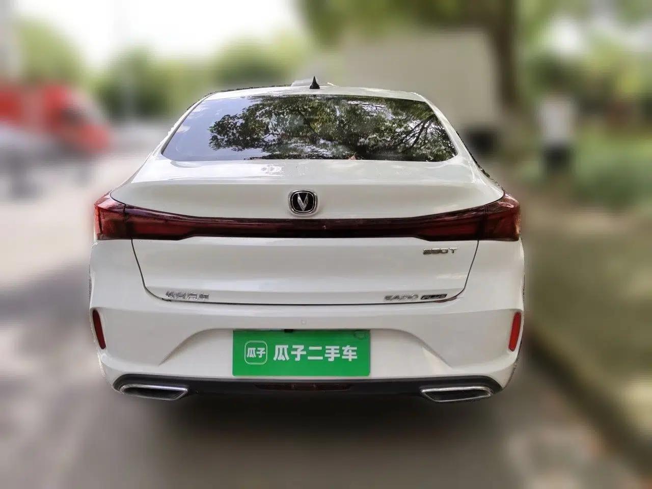 CHANGAN Eado 2022 PLUS Blue Whale NE 1.4T GDI DCT Prestige Edition — миниатюра 5