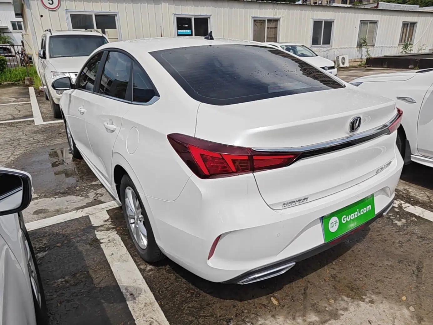 CHANGAN Eado 2022 PLUS 1.6L GDI Manual Elite Model — миниатюра 13
