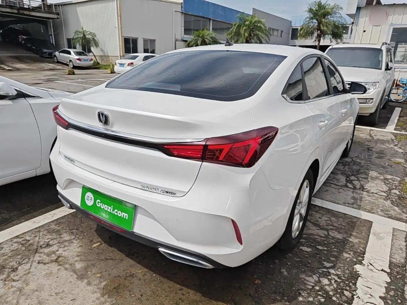 CHANGAN Eado 2022 PLUS 1.6L GDI Manual Elite Model — миниатюра 6