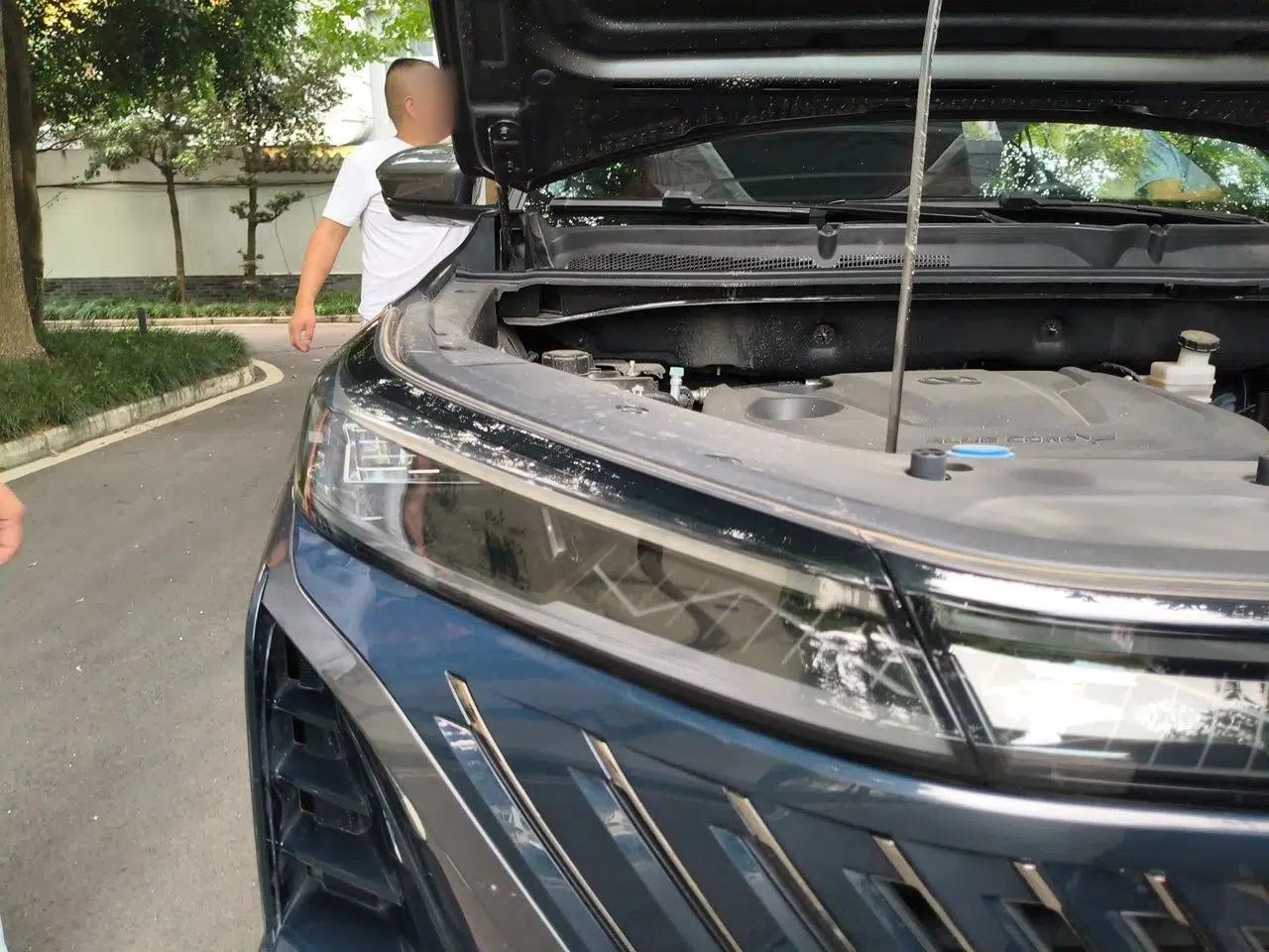CHANGAN CS75 PLUS 2022 2nd Generation 1.5T Automatic Luxury Version — миниатюра 7