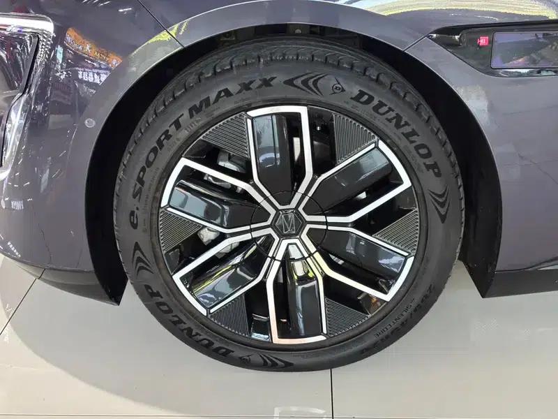 Avita 12 2025 Facelift Max Rear-Wheel Drive Extended Range — миниатюра 13
