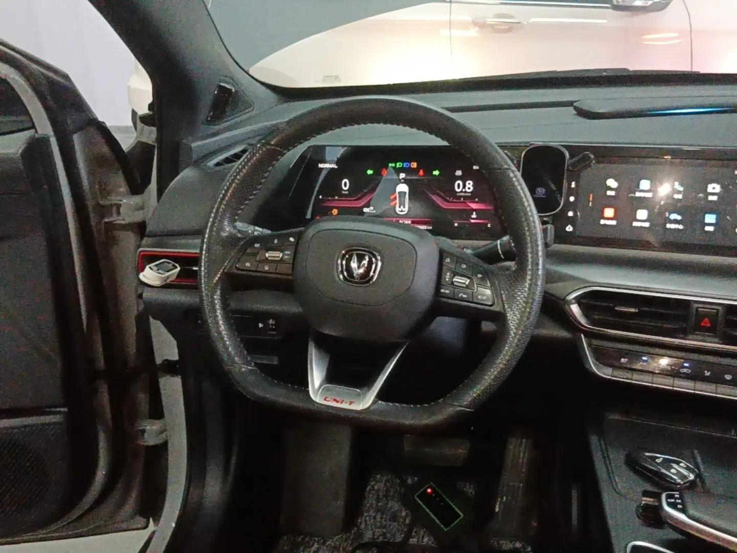 CHANGAN UNI-T 2020 1.5T Prestige Version — миниатюра 13