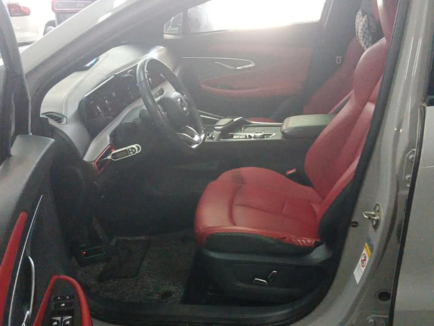 CHANGAN UNI-T 2020 1.5T Prestige Version — миниатюра 17