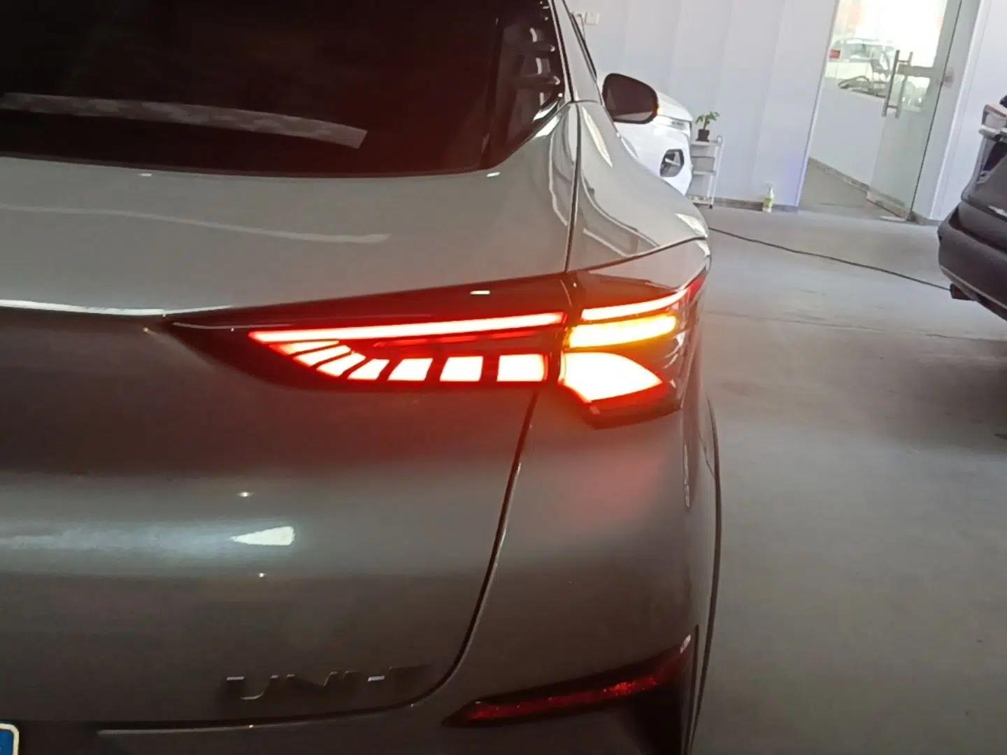 CHANGAN UNI-T 2020 1.5T Prestige Version — миниатюра 9
