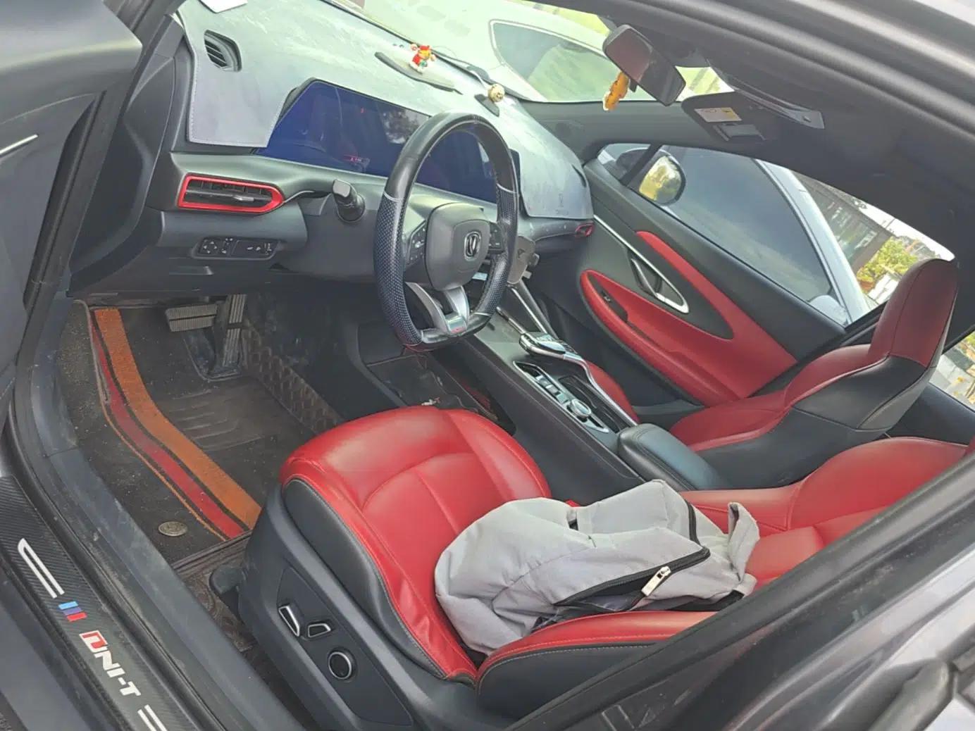 CHANGAN UNI-T 2020 1.5T Flagship Version — миниатюра 17
