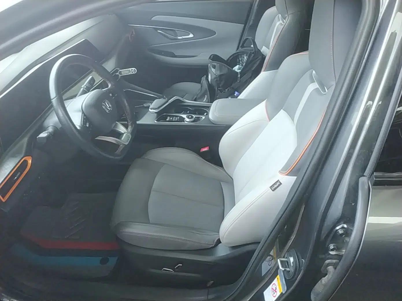 CHANGAN UNI-T 2022 1.5T Prestige Version — миниатюра 17