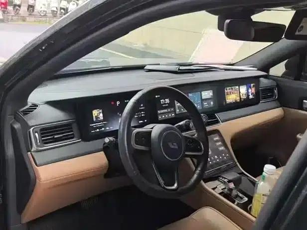 Li Auto ONE 2020 Extended Range 6-Seater — миниатюра 5