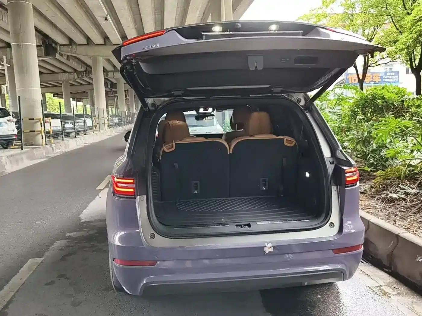 Li Auto ONE 2020 Extended Range 6-Seater — миниатюра 9