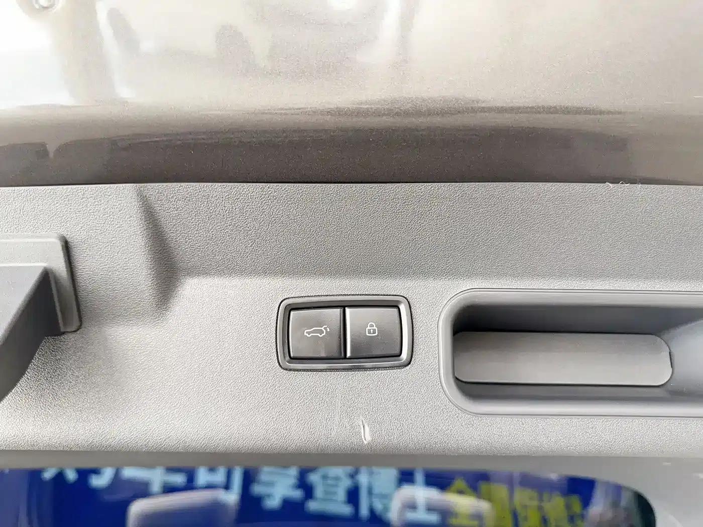 Li Auto ONE 2021 Extended Range 6-Seater — миниатюра 29