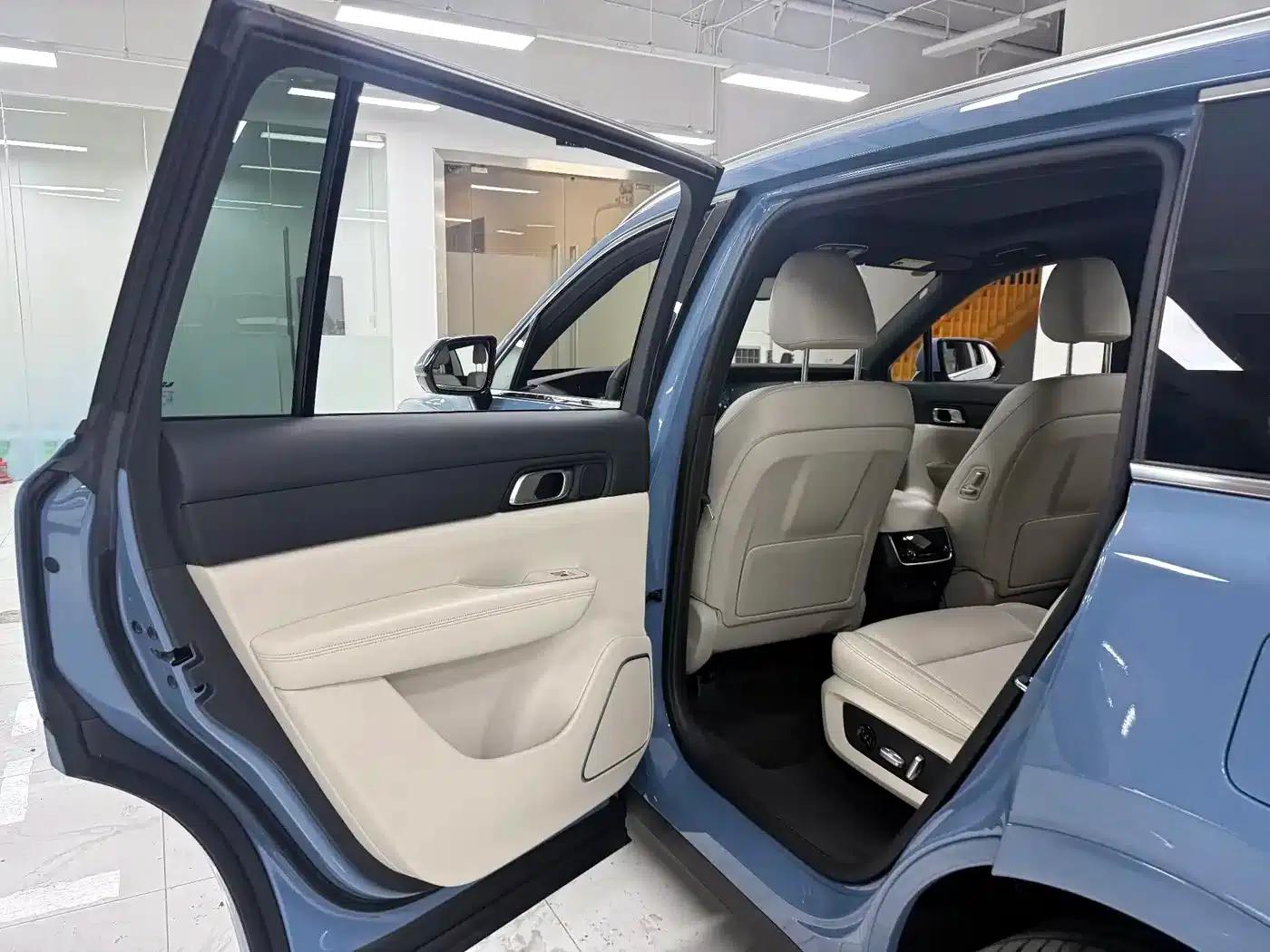 Li Auto ONE 2021 Extended Range 6-Seater — миниатюра 13