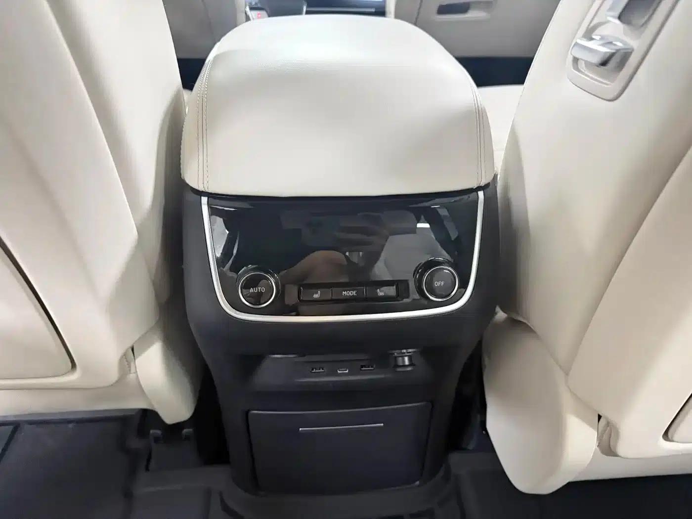 Li Auto ONE 2021 Extended Range 6-Seater — миниатюра 20