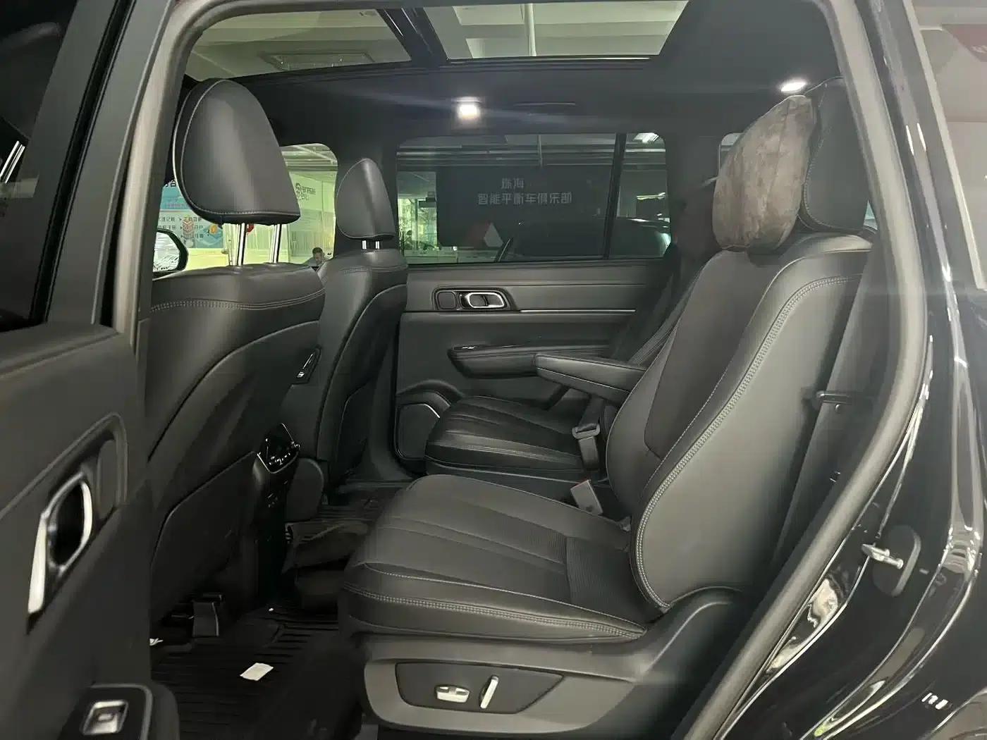 Li Auto ONE 2021 Extended Range 6-Seater — миниатюра 4