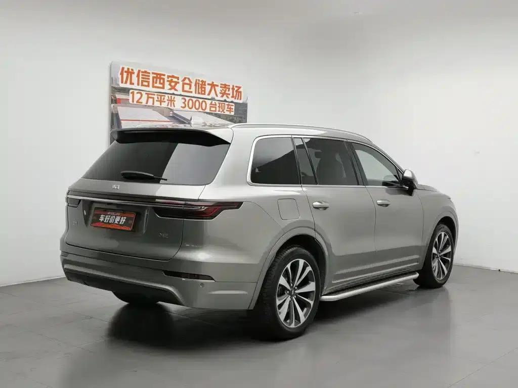 Li Auto ONE 2020 Extended Range 6-Seater — миниатюра 2