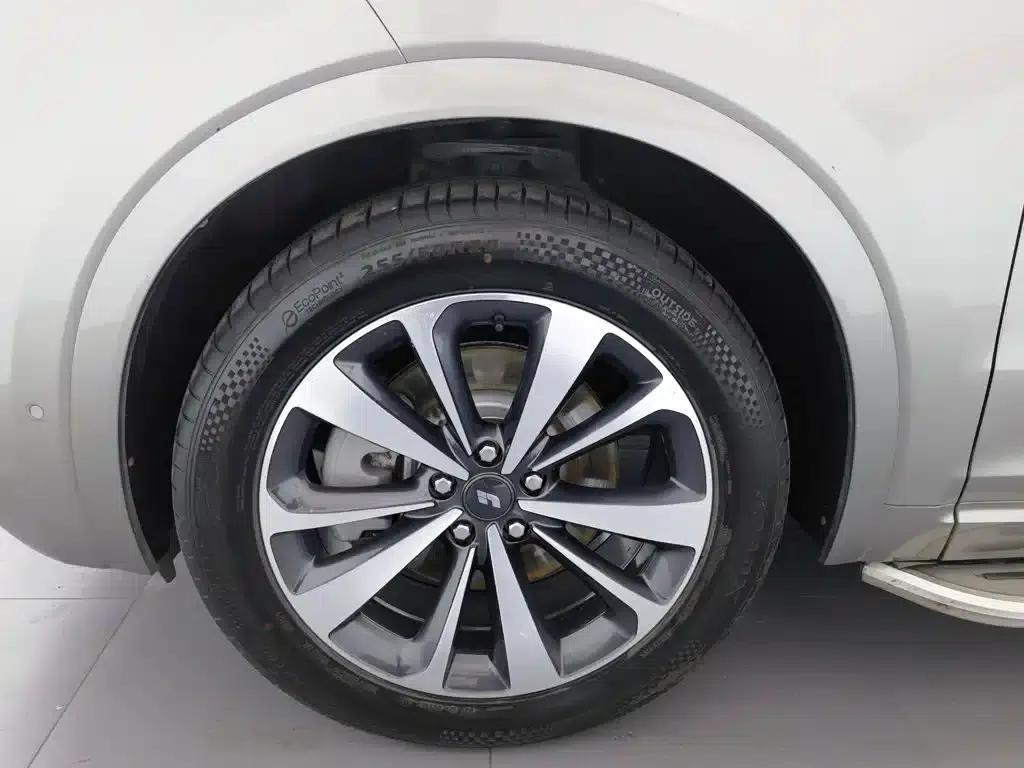 Li Auto ONE 2020 Extended Range 6-Seater — миниатюра 17
