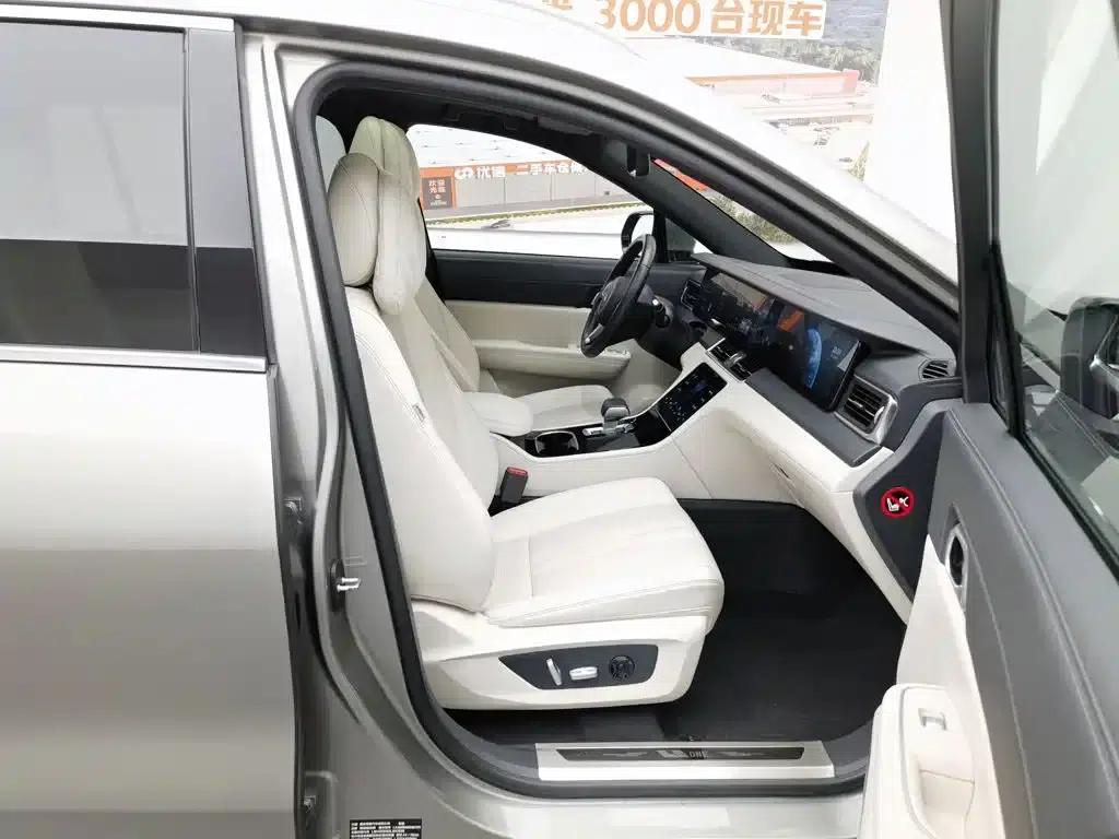 Li Auto ONE 2020 Extended Range 6-Seater — миниатюра 23