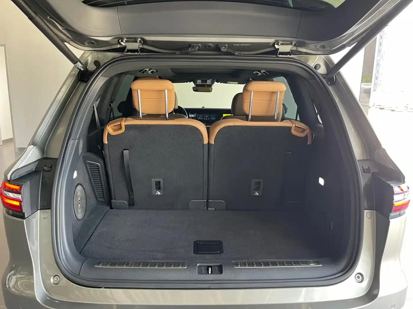 Li Auto ONE 2021 Extended Range 6-Seater — миниатюра 18