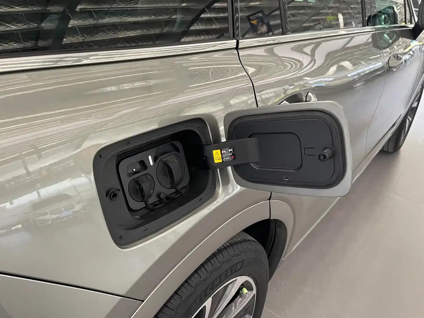 Li Auto ONE 2021 Extended Range 6-Seater — миниатюра 32