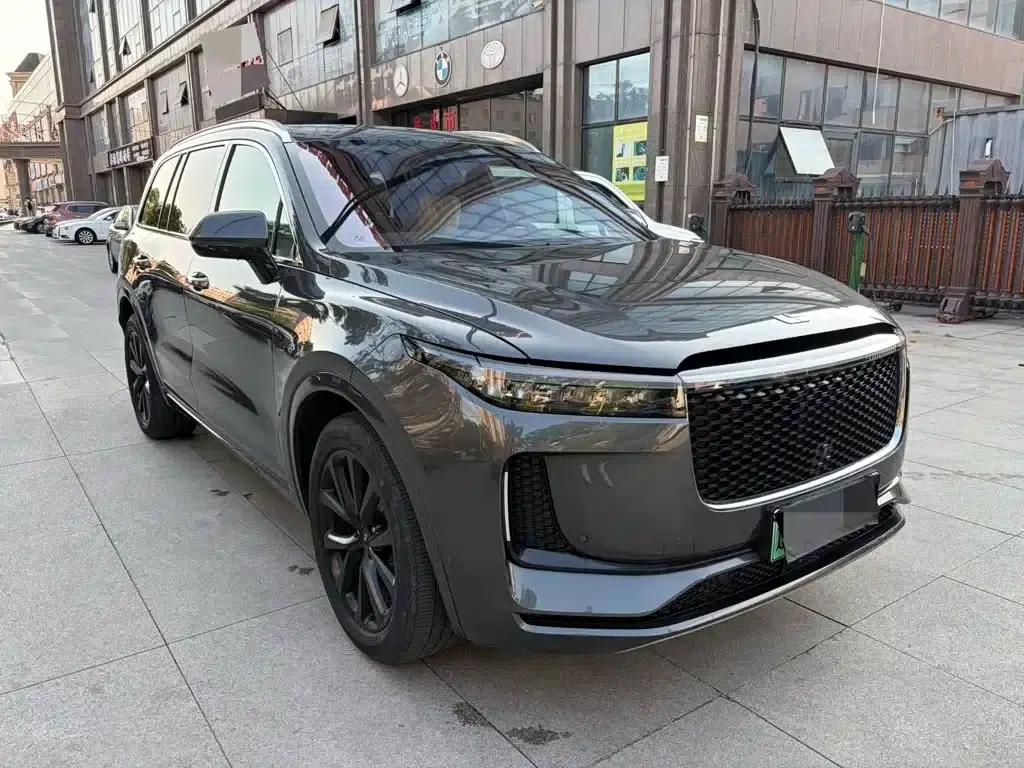 Li Auto ONE 2020 Extended Range 6-Seater — миниатюра 3